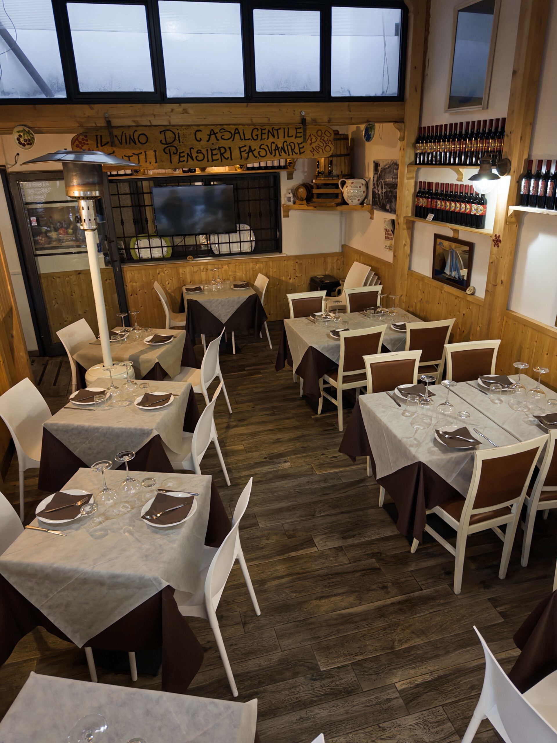 Sala interna della trattoria Dalla Sora Maria